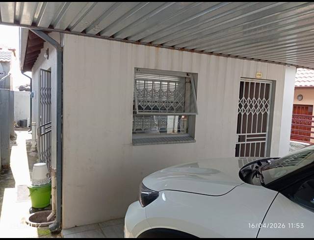 2 BEDROOM HOUSE FOR SALE IN CLAYVILLE